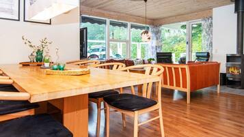 House | Dining