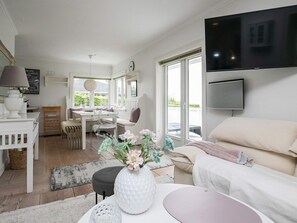 House | Dining - 2 Person Holiday Home in Esbjerg V-by Traum (Esbjerg)