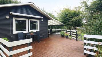 House | Terrace/patio