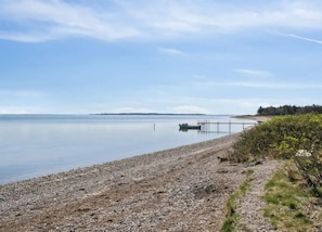 Water view - 5 Person Holiday Home in Thyholm (Thyholm)