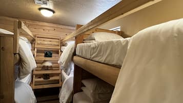 3 chambres, Wi-Fi gratuit, draps fournis