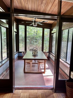 Dining - FSU midcentury unique home (Tallahassee)