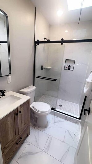 Hair dryer - New Point breeze ,4 bedroom. (Philadelphia)