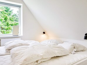 House | 8 bedrooms - 21 Person Holiday Home in Hurup Thy (Hurup Thy)