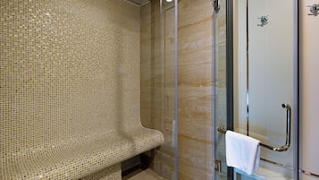 President | Bathroom | Shower, rainfall showerhead, free toiletries, hair dryer