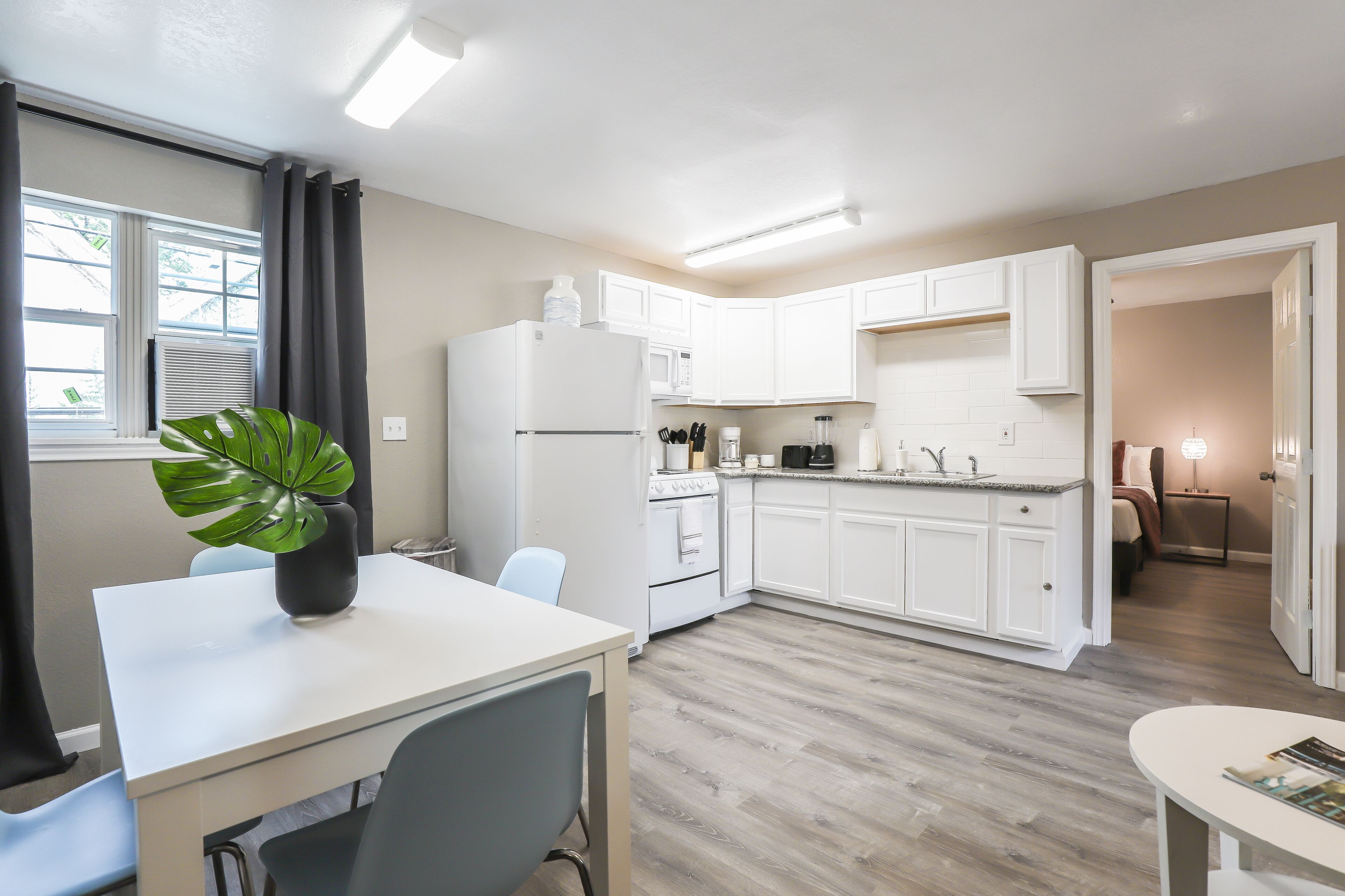 Your Montrose Marshal! Sleeps 10, 5BR, 5BA, 3PA