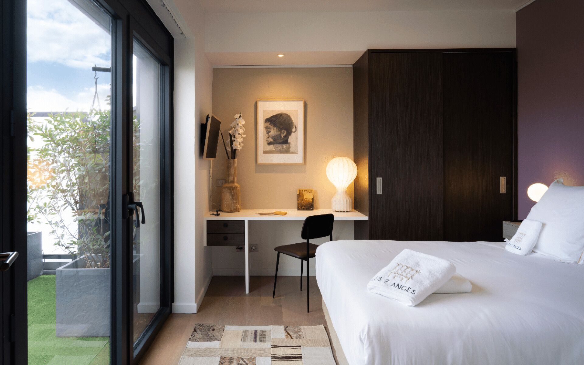 3 chambres, fer et planche à repasser, accès Internet, draps fournis