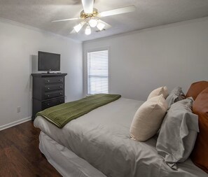 3 chambres, fer et planche à repasser, Wi-Fi