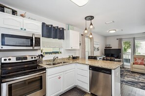 冰箱、微波炉、洗碗机、茶具/咖啡用具