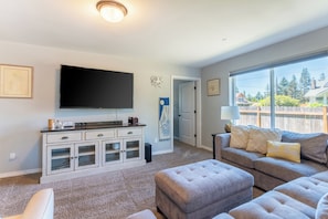 TV - The Relax-INN' Heron (Olympia)