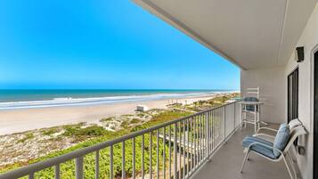 Apartment (2 Bedrooms) | Property grounds