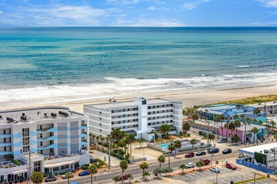 Boardwalk 205