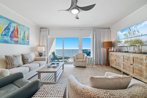 Admirals Quarters 1103 ~ In/Outdoor Pool, Hot Tub, Sauna, Fitness Room + $400 FREE Activities Daily