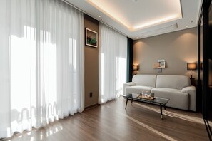 ห้องพักตกแต่งอย่างมีเอกลักษณ์, ตกแต่งพิเศษโดยเฉพาะ, Wi-Fi ฟรี