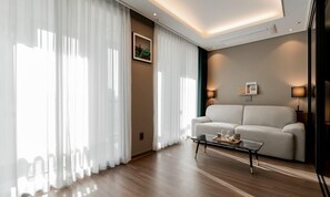 [Swimming PKG for 2 People] Suite | Décoration personnalisée, ameublement personnalisé, Wi-Fi gratuit