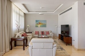 House | 3 bedrooms - Vesta - Luxury Apt - 3BR - Cfc VII (New Cairo)