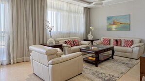 Unclassified image, 4 of 44, button - Vesta - Luxury Apt - 3BR - Cfc VII (New Cairo)