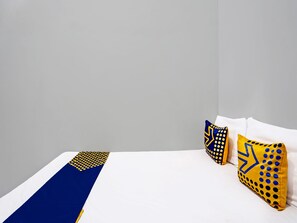 Double Room - Hotel O B41m Residence Syariah (Surabaya)