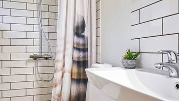 House | Bathroom