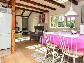 House | Dining - 6 Person Holiday Home in Grenaa (Grenaa)