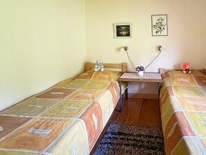House | 2 bedrooms, individually furnished - 4 Person Holiday Home in Braas (Braås)