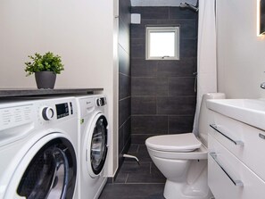 House | Bathroom