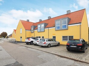 Apartment | Exterior - 6 Person Holiday Home in Skagen (Skagen)