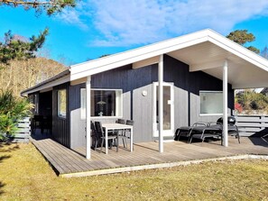 House | Exterior - Beachfront Bliss in Snogebaek - By Traum Ferienwohnungen (Nexø)