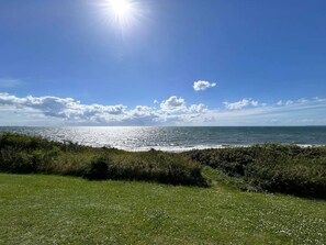 إطلالة على المياه