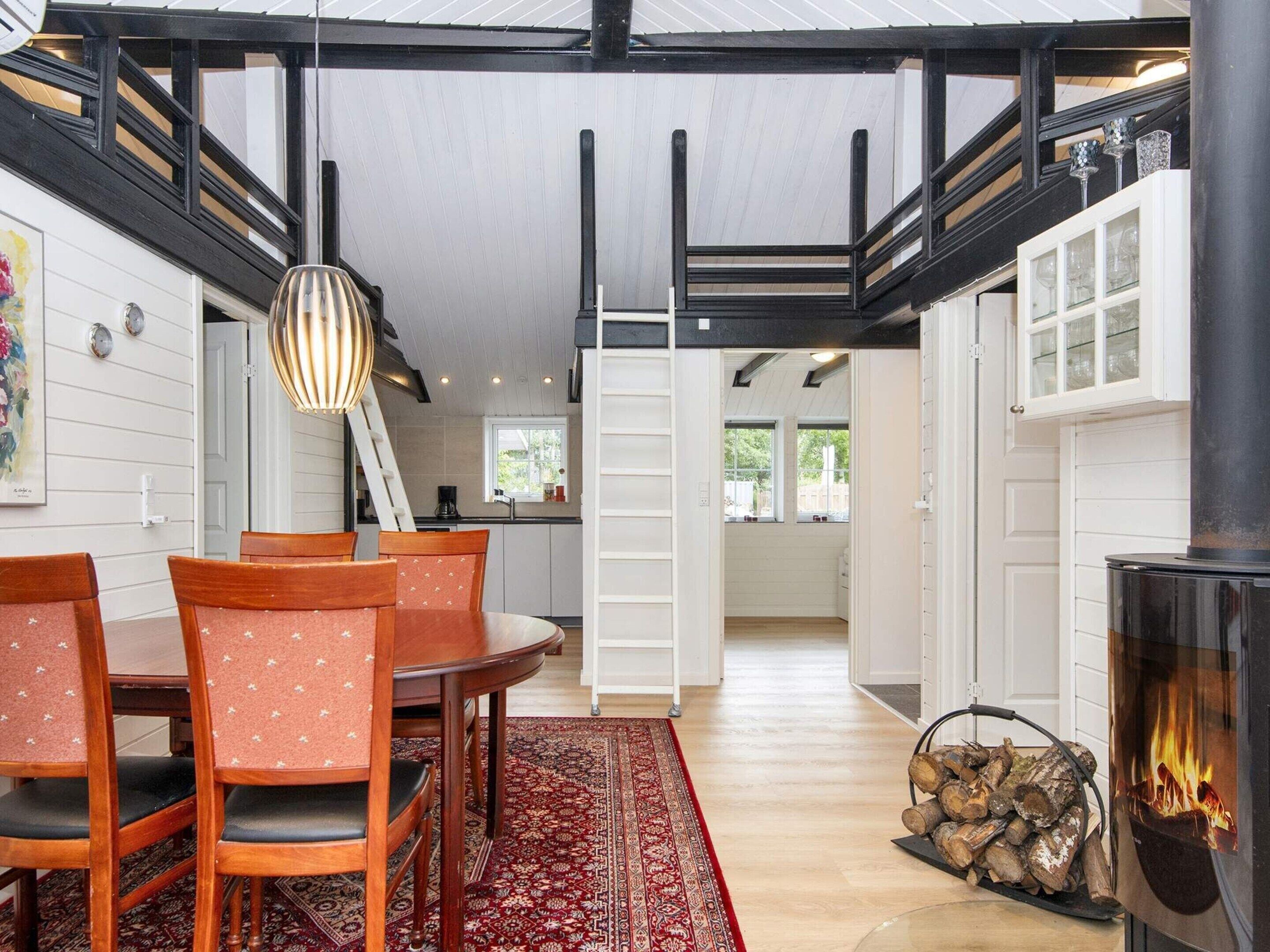 House | Dining
