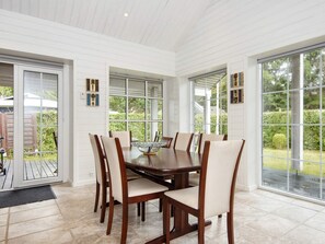 House | Dining