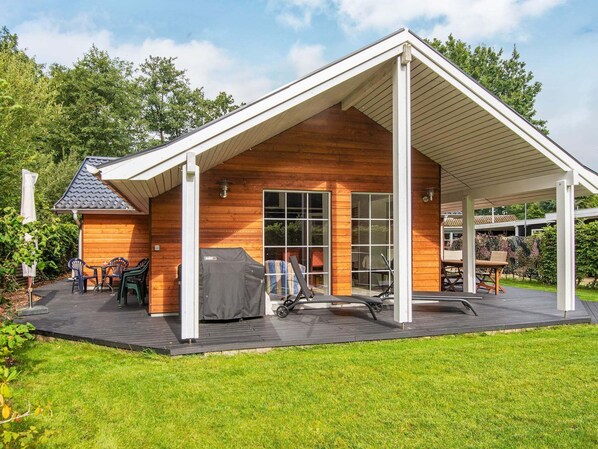 House | Terrace/patio