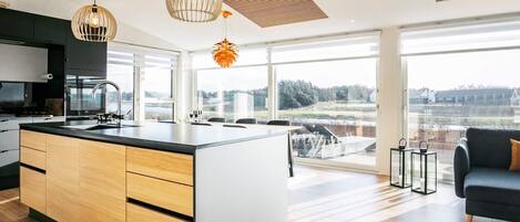 House | Private kitchen