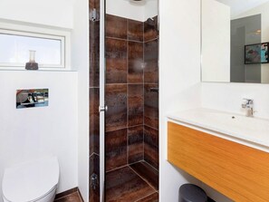 House | Bathroom | Bathtub