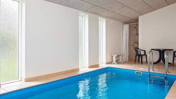 Hus | Pool | Indendørs pool, udendørs pool