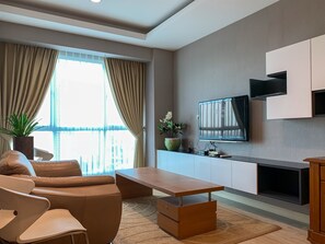 Living area - Spacious And Comfy 3Br Gandaria Heights Apartment (Jakarta)