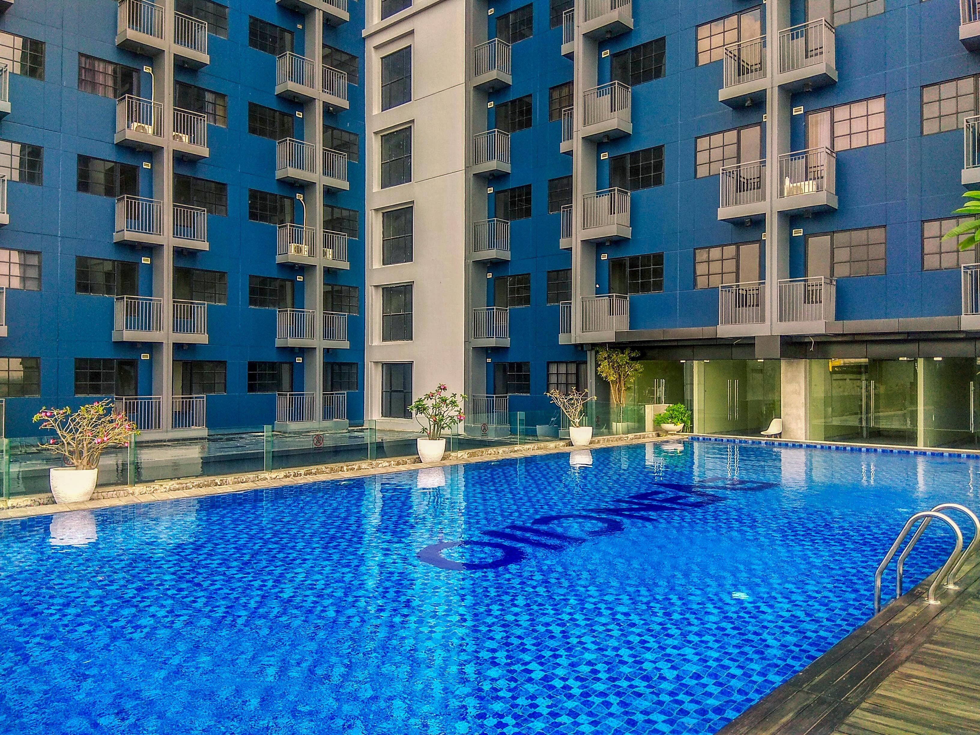 Pool - Minimalist Studio Room At Evenciio Margonda Apartment (Depok)