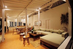 Interior - Central Canggu close to the beach – Villa Estel  (Bali)