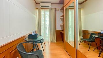 Apartamento | Área de estar | TV