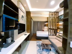 Studio | Individually decorated, individually furnished, free WiFi