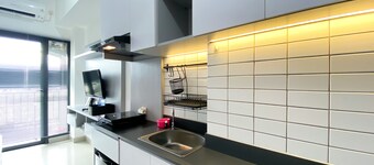 Cozy Stay Studio At Sayana Bekasi Apartment