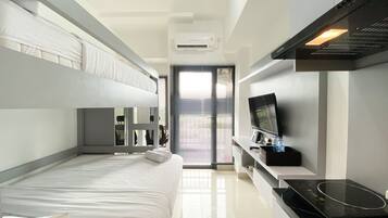 Studio | Free WiFi, individually decorated, individually furnished