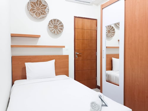 Spacious And Comfortable 3Br Vida View Makassar Apartment