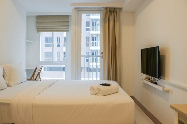 Individually decorated, individually furnished, free WiFi