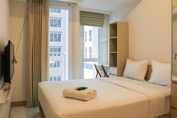 Studio | Individually decorated, individually furnished, free WiFi - Stylish Studio At Tokyo Riverside Pik 2 Apartment (Teluknaga)