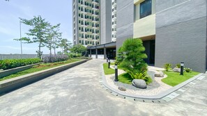 Exterior - Tranquil Stay 2Br At Osaka Riverview Pik 2 Apartment (Kosambi)