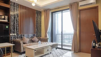 Apartemen | Area keluarga | TV