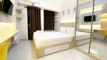 Studio | 1 bedroom, individually decorated, individually furnished, free WiFi