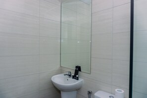 Apartment | Bathroom - Modern Look 1Br At 22Nd Floor Ciputra International Apartment (Jakarta)