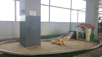 Children’s play area – indoor